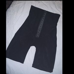 Black adjustable spanx 🖤